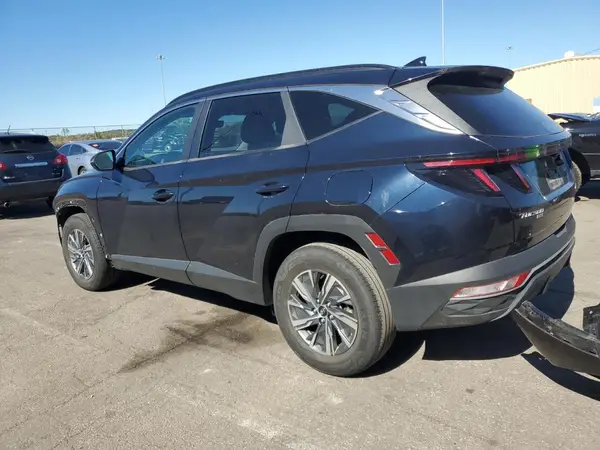 KM8JBCA10NU027198 2022 HYUNDAI TUCSON - Image 2
