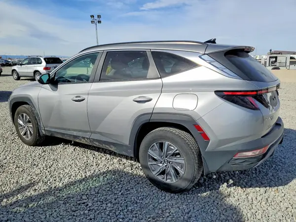 KM8JBCA10NU058340 2022 HYUNDAI TUCSON - Image 2