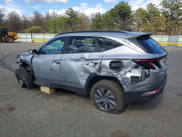 KM8JBCA10NU062761 2022 HYUNDAI TUCSON - Image 2