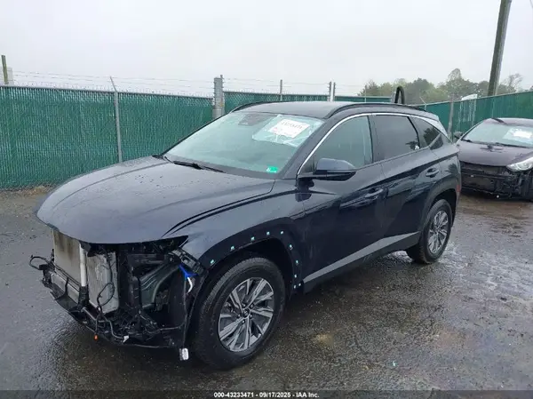KM8JBCA10PU092863 2023 HYUNDAI TUCSON - Image 2