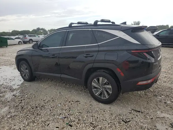 KM8JBCA11NU029770 2022 HYUNDAI TUCSON - Image 2