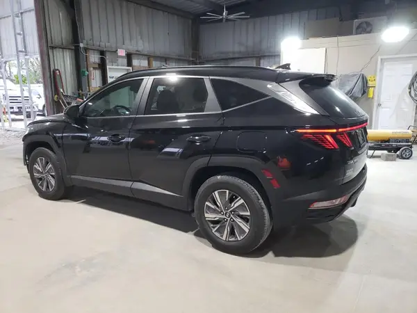 KM8JBCA11PU096839 2023 HYUNDAI TUCSON - Image 2