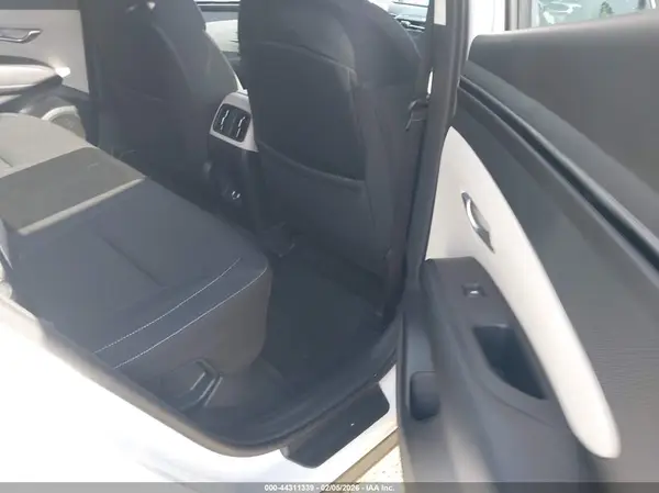 KM8JBCA12NU029955 2022 HYUNDAI TUCSON - Image 8