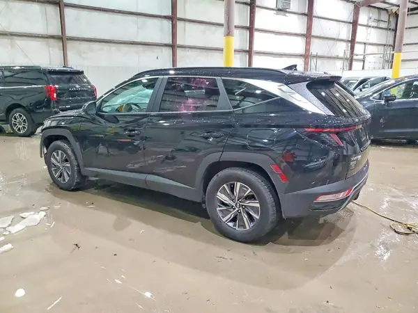 KM8JBCA12NU077374 2022 HYUNDAI TUCSON - Image 2