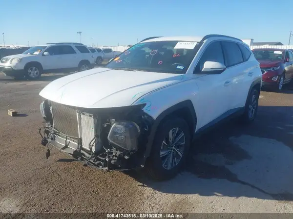 KM8JBCA13NU020844 2022 HYUNDAI TUCSON - Image 2