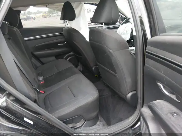 KM8JBCA13NU024280 2022 HYUNDAI TUCSON - Image 8