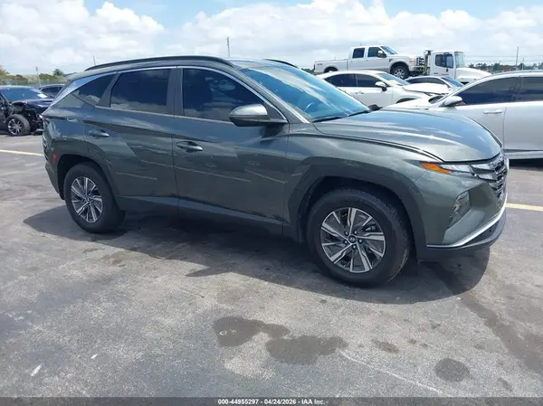 KM8JBCA13NU046487 2022 HYUNDAI TUCSON - Image 1