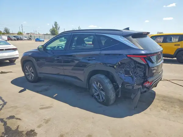 KM8JBCA13NU078047 2022 HYUNDAI TUCSON - Image 2