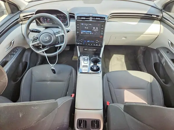 KM8JBCA13NU082485 2022 HYUNDAI TUCSON - Image 8
