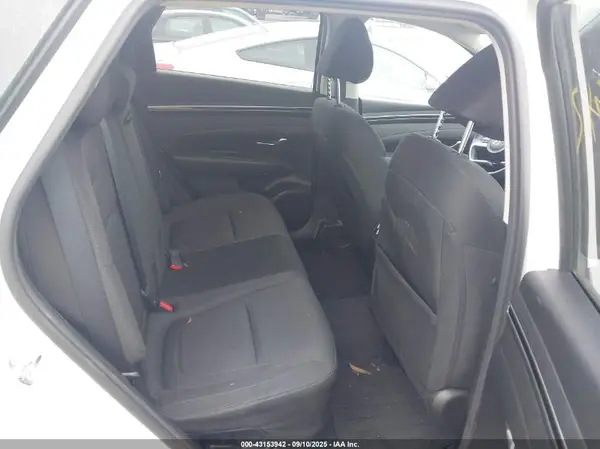 KM8JBCA13PU097992 2023 HYUNDAI TUCSON - Image 8