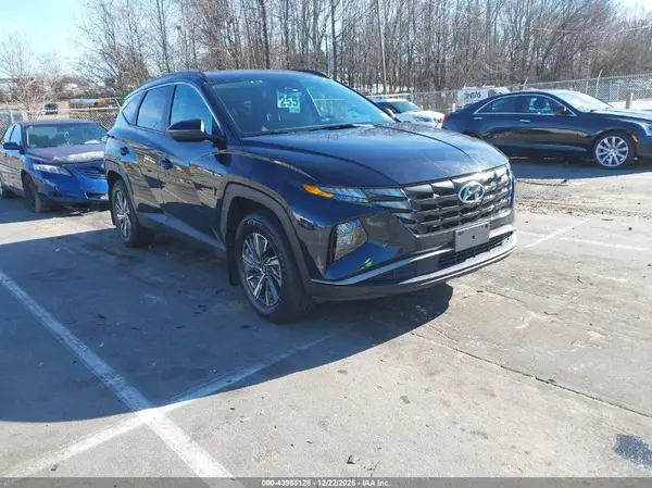 KM8JBCA14NU011151 2022 HYUNDAI TUCSON - Image 1