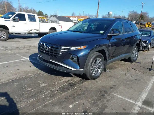 KM8JBCA14NU011151 2022 HYUNDAI TUCSON - Image 2