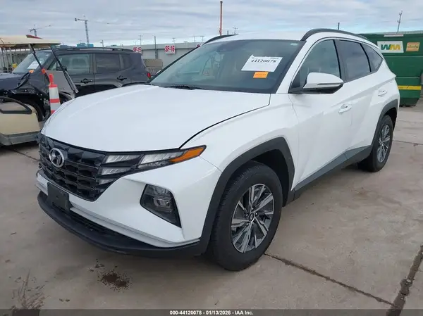 KM8JBCA14NU011313 2022 HYUNDAI TUCSON - Image 2