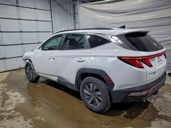 KM8JBCA14NU083595 2022 HYUNDAI TUCSON - Image 2