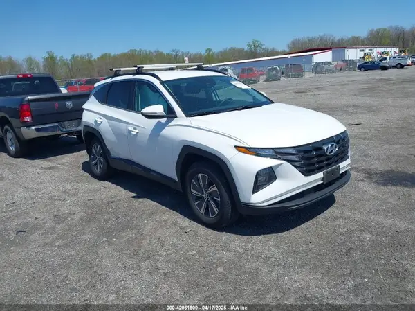 KM8JBCA15NU031537 2022 HYUNDAI TUCSON - Image 1