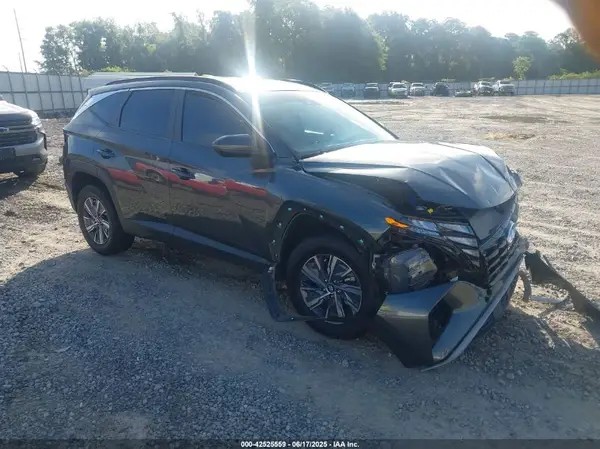 KM8JBCA15NU038973 2022 HYUNDAI TUCSON - Image 1