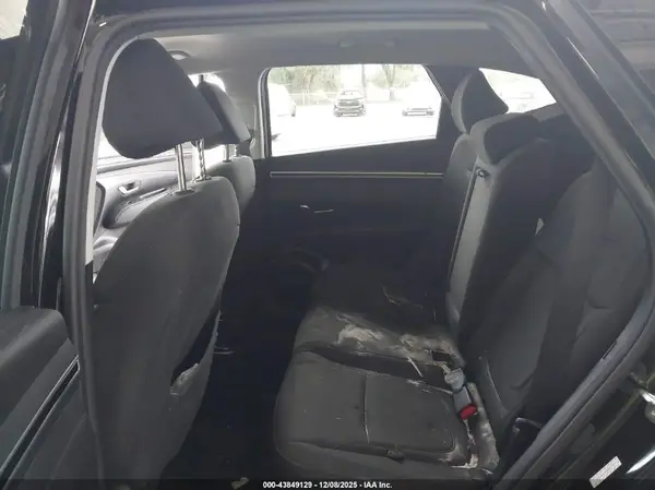 KM8JBCA16NU012737 2022 HYUNDAI TUCSON - Image 8