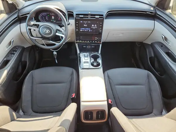 KM8JBCA16NU022703 2022 HYUNDAI TUCSON - Image 8