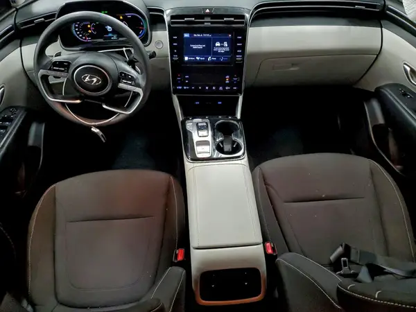 KM8JBCA16NU037637 2022 HYUNDAI TUCSON - Image 8