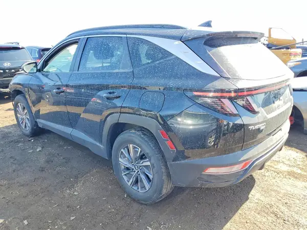 KM8JBCA16NU042532 2022 HYUNDAI TUCSON - Image 2
