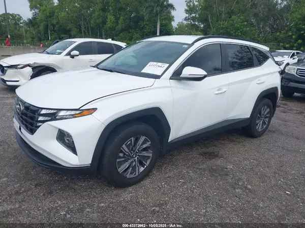 KM8JBCA16NU047410 2022 HYUNDAI TUCSON - Image 2