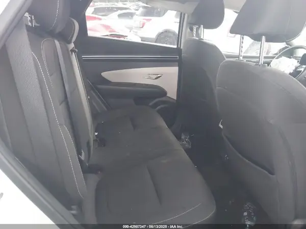 KM8JBCA17NU020684 2022 HYUNDAI TUCSON - Image 8