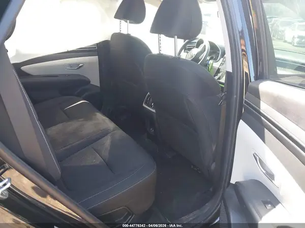 KM8JBCA17NU036190 2022 HYUNDAI TUCSON - Image 8