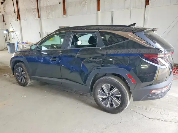 KM8JBCA17NU042832 2022 HYUNDAI TUCSON - Image 2