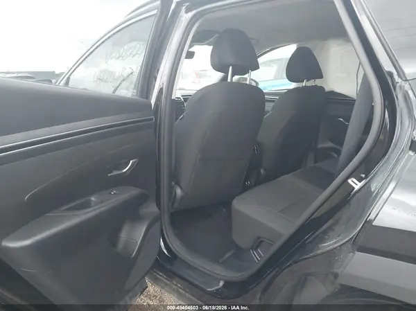 KM8JBCA18NU028227 2022 HYUNDAI TUCSON - Image 8