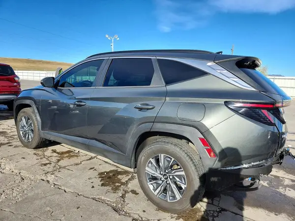 KM8JBCA18NU029250 2022 HYUNDAI TUCSON - Image 2