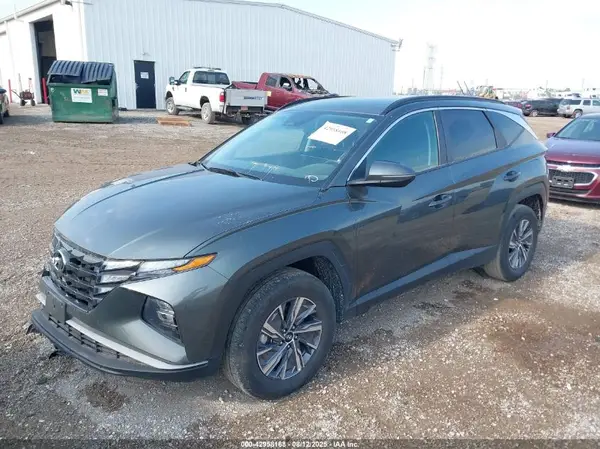 KM8JBCA18NU075192 2022 HYUNDAI TUCSON - Image 2