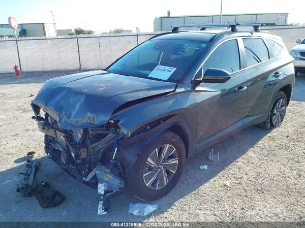 KM8JBCA18NU075449 2022 HYUNDAI TUCSON - Image 2