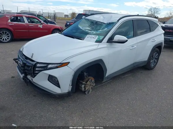 KM8JBCA18PU136561 2023 HYUNDAI TUCSON - Image 2