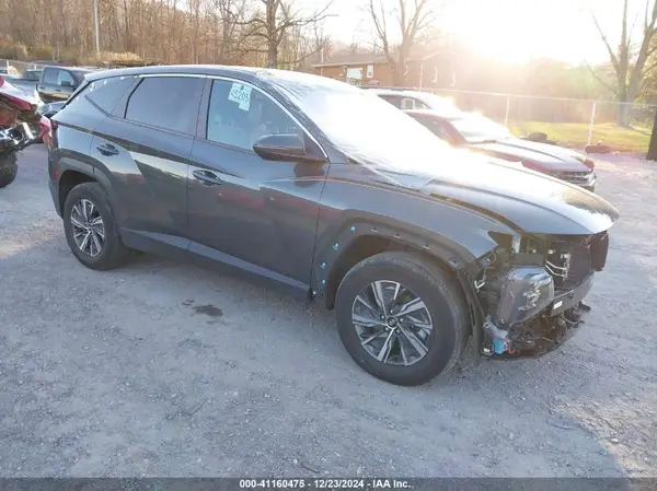 KM8JBCA19NU011159 2022 HYUNDAI TUCSON - Image 1