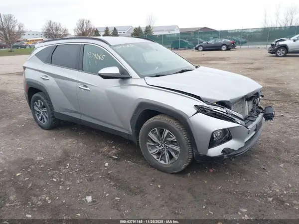 KM8JBCA19NU024820 2022 HYUNDAI TUCSON - Image 1