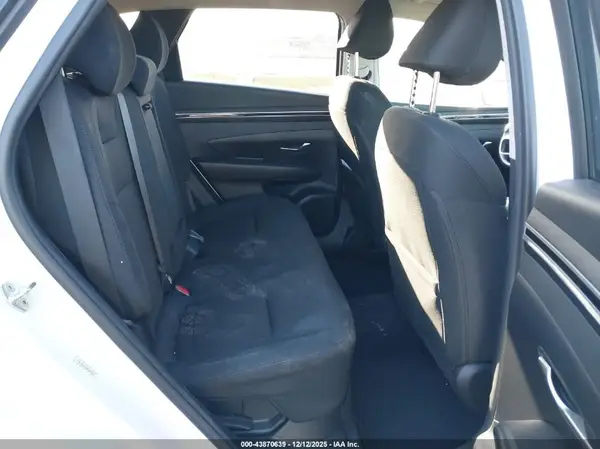 KM8JBCA19NU030942 2022 HYUNDAI TUCSON - Image 8