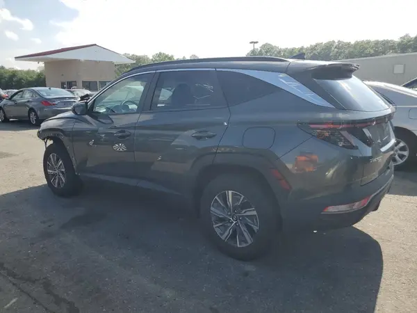 KM8JBCA19NU052939 2022 HYUNDAI TUCSON - Image 2