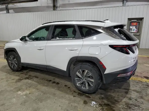 KM8JBCA1XNU011316 2022 HYUNDAI TUCSON - Image 2