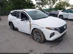 KM8JBCA1XNU020744 2022 HYUNDAI TUCSON