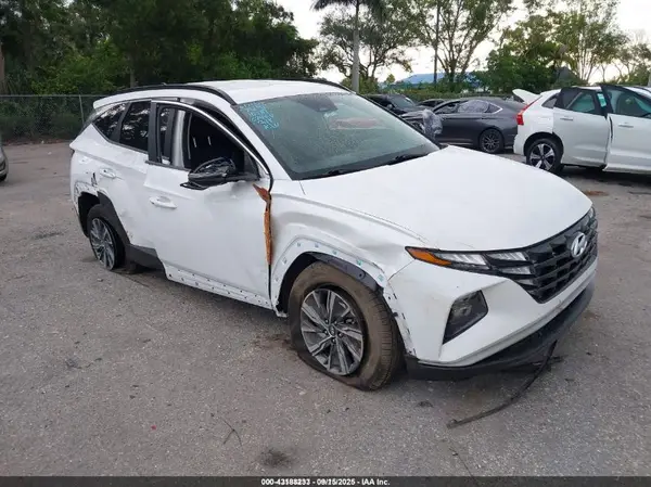 KM8JBCA1XNU020744 2022 HYUNDAI TUCSON - Image 1