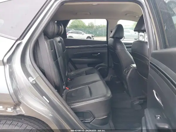 KM8JBCA1XNU025099 2022 HYUNDAI TUCSON - Image 8