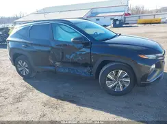 KM8JBCA1XNU029721 2022 HYUNDAI TUCSON