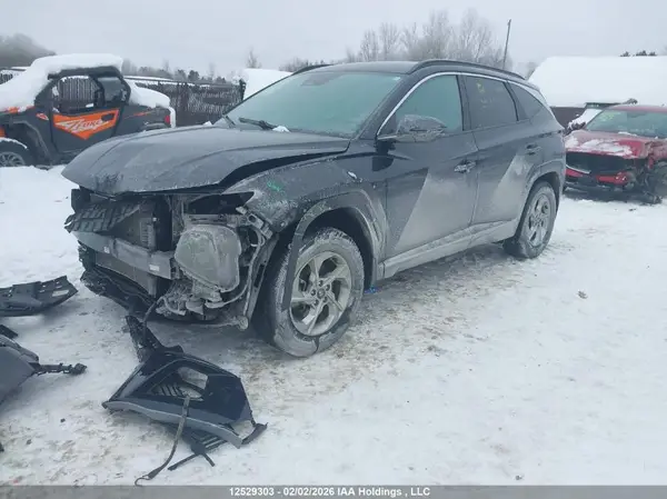 KM8JBCAE0PU229013 2023 HYUNDAI TUCSON - Image 2