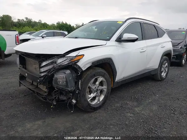 KM8JBCAE1NU131699 2022 HYUNDAI TUCSON - Image 2