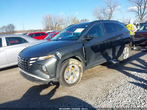 KM8JBCAE2NU134577 2022 HYUNDAI TUCSON - Image 2
