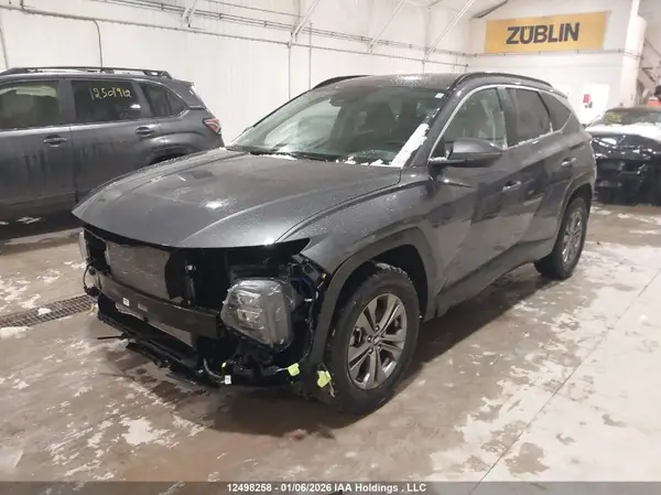 KM8JBCAE3NU112250 2022 HYUNDAI TUCSON - Image 2