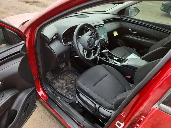 KM8JBCAE3PU250423 2023 HYUNDAI TUCSON - Image 8