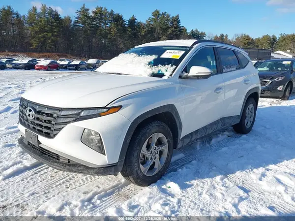 KM8JBCAE4NU025960 2022 HYUNDAI TUCSON - Image 2