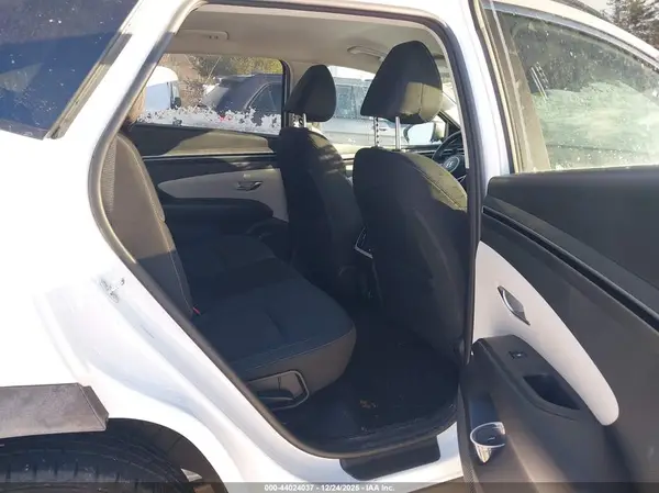 KM8JBCAE4NU025960 2022 HYUNDAI TUCSON - Image 8