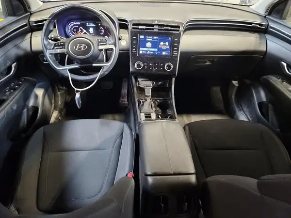 KM8JBCAE6NU025670 2022 HYUNDAI TUCSON - Image 8